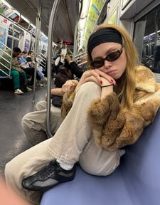 Instagram post by @charlottesmurfit