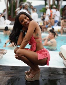 Instagram post by @christiannahurt