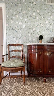 Instagram post by @clairecouvsmith