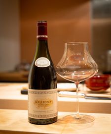 Instagram post by @clayfu.wine