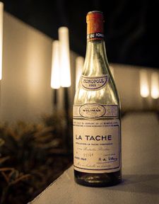 Instagram post by @clayfu.wine