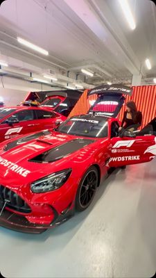 Instagram post by @constance_nunes