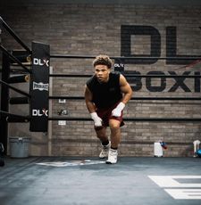 Instagram post by @curmelmoton1