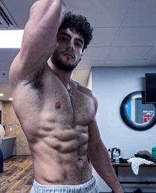 Instagram post by @denis_pshenichnyi