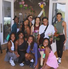 Instagram post by @dinekaa