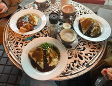 Instagram post by @doraaara