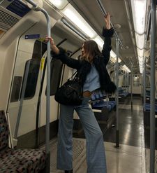 Instagram post by @doraaara