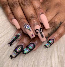 Instagram post by @dulcenails