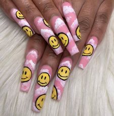 Instagram post by @dulcenails