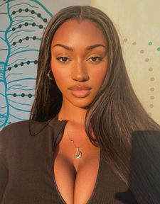 Instagram post by @elindasan