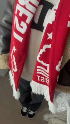 Instagram post by @ella.warrenx