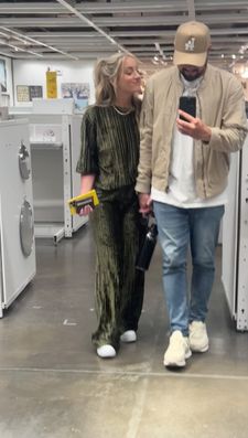 Instagram post by @elyse