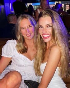 Instagram post by @emilypeachey_