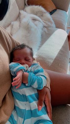 Instagram post by @erinlyonsofficial