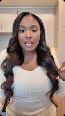 Instagram post by @erinlyonsofficial