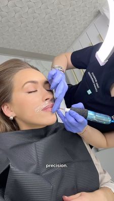 Instagram post by @esfirkoles.mua