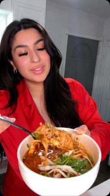 Instagram post by @evelynjuarezofficial