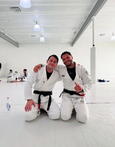 Instagram post by @fabyurybjj