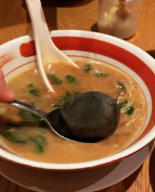 Instagram post by @feeling.nyc