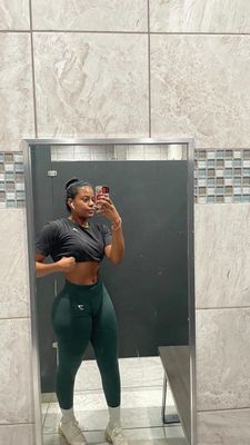 Instagram post by @fitneenn