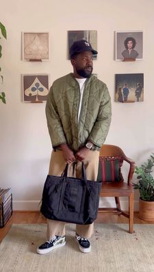 Instagram post by @fitting_in_now