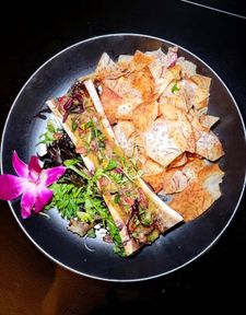 Instagram post by @foodingdrinkingcolorado