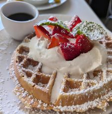 Instagram post by @getthebread