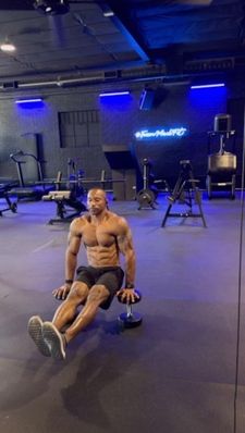 Instagram post by @gitfittim