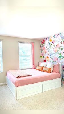 Instagram post by @glamandpanache