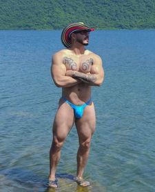 Instagram post by @grandaxis