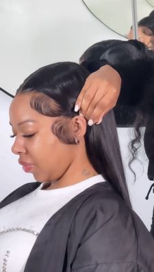 Instagram post by @hairbylicia