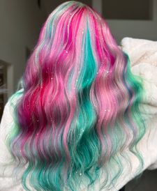 Instagram post by @hairbylunabelle