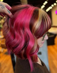 Instagram post by @hairbylunabelle