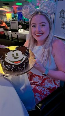 Instagram post by @hannahlittlebitofmagic