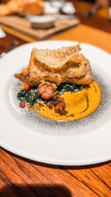 Instagram post by @hayleyscellar