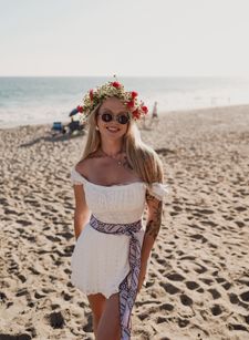 Instagram post by @helenarobezniece