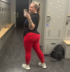 Instagram post by @hickchicsrock