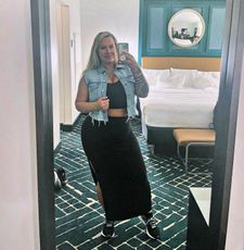 Instagram post by @hickchicsrock