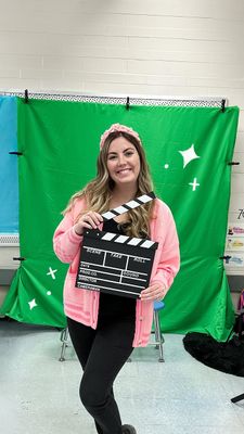 Instagram post by @hipsterartteacher