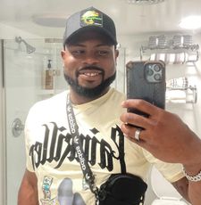 Instagram post by @iamdwreck