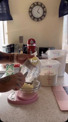 Instagram post by @ibakemistakes