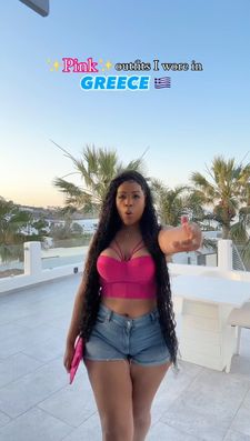 Instagram post by @idesigneddmyself