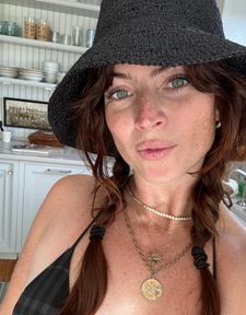 Instagram post by @irishfrecklegirl