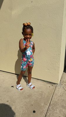 Instagram post by @itsashleynicolee_