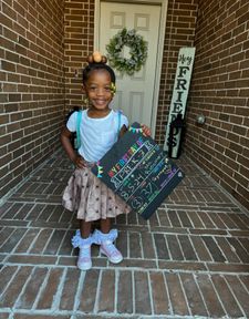 Instagram post by @itsashleynicolee_