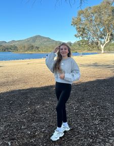 Instagram post by @itsdesire99