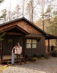 Instagram post by @james_and_meg