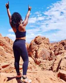 Instagram post by @janessawebb