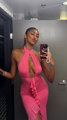 Instagram post by @jasmine.chola