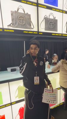 Instagram post by @jbadvss